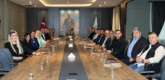 Silivri Belediye Başkanı Balcıoğlu, meclis üyeleriyle gündemi değerlendirdi