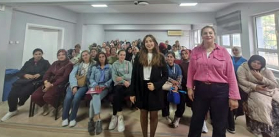 Silivri Gazi İlkokulu’nda Velilere “Aile İçi İletişim” Semineri