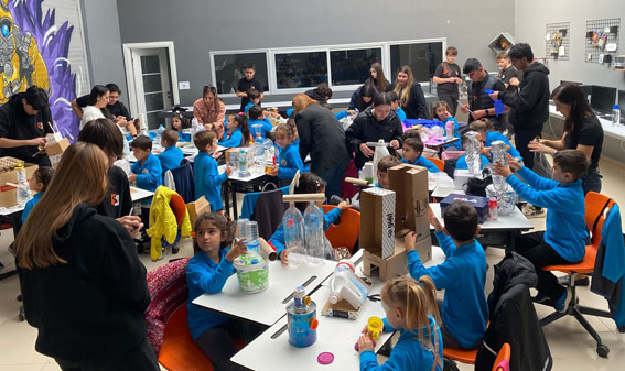 Silivri Çizgi Yazılım Anadolu Lisesi ve Gümüşyaka İlkokulu’ndan “7’den 70’e Kodlama Etkinliği”