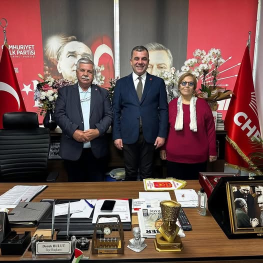 Silivri CHP İlçe Başkanı Doruk Bulut'a ailesinden hayırlı olsun ziyareti