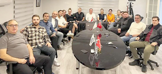 Silivri Bulgaristan Göçmenleri Derneği yönetiminden toplantı