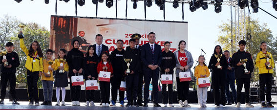 Silivri Kaymakamı Tolga Toğan: Cumhuriyetimiz sonsuza dek yaşayacak