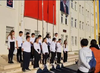 Silivri Yusuf Sarıbekir Lisesi Cumhuriyet'in 102'nci yılını kutladı