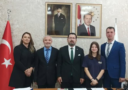 Silivri Necip Sarıbekir Lisesi Okul Aile Birliği Ve Okul Meclisinden İlçe Milli Eğitim Müdürlüğü’ne ziyaret