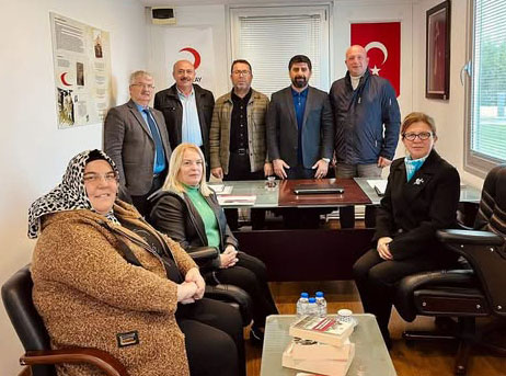 Silivri Kızılay Şubesine anlamlı ziyaretler