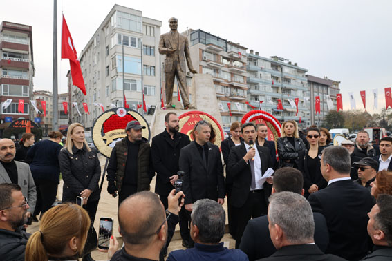 Silivri Eğitim-İş’ten 10 Kasım’da “Atatürk’ü unutturma çabasına” tepki