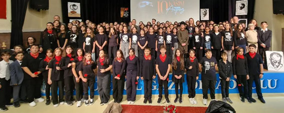 Silivri Ertuğrul Gazi Ortaokulu: Gazi Mustafa Kemal Atatürk’ü minnet, sevgi ve özlemle anıyoruz