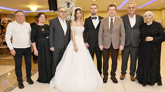 Kardelen Ece ve Bahtiyar Özçelik Silivri'de dünya evine girdi