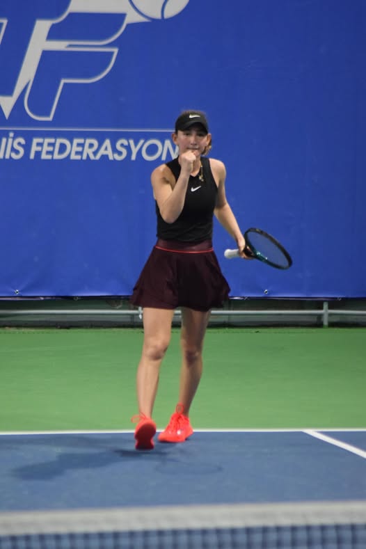 Silivrili Milli Tenisçi İrem Kurt’tan büyük başarı!
