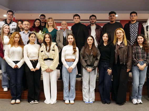 Rumeli Üniversitesi’nde “Yönetimden Gökyüzüne” Etkinliğine yoğun ilgi