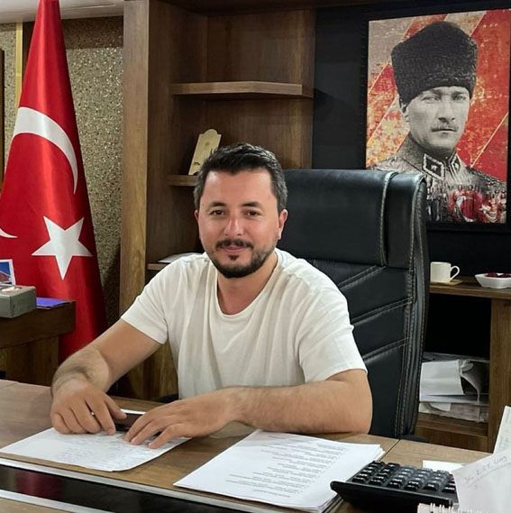 “Eğitime adanmış tüm öğretmenlerimizin günü kutlu olsun”