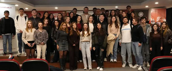 Rumeli Üniversitesi’nde “Kariyer Yolculuğu: Kabin Memurluğundan Amirliğe” Etkinliği