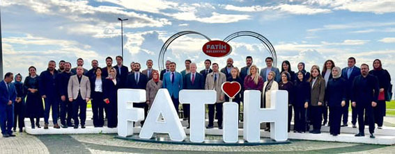 İstanbul Öğrenci Meclisi Temsilcileri Vali Davut Gül ile buluştu