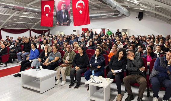 Silivri Şerife Baldöktü Lisesi’nde velilere “İklim Değişikliği ve Sıfır Atık” Semineri