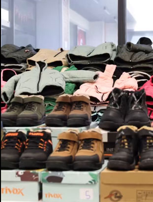 Silivri Belediyesi’nden çocuklara kışlık destek