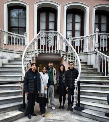 Silivri’den Dolmabahçe’ye uzanan sanat ve edebiyat yolculuğu