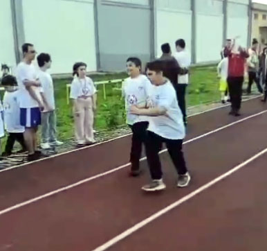 Silivri 80. Yıl Cumhuriyet Ortaokulu Öğrencisinden örnek davranış