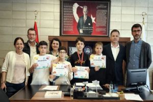 Silivri Ortaokulu’ndan Akıl ve Zeka Oyunları Turnuvasında büyük başarı