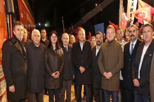 Silivri Belediye Başkanı Balcıoğlu “Millet iradesine sahip çıkıyor” mitingindeydi