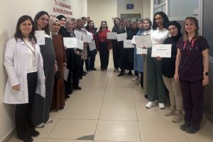 Silivri Devlet Hastanesi’nde Gebe Okulu Mezunlarına Katılım Belgesi