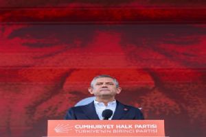 CHP SİLİVRİ İLÇE BAŞKANI KÖMÜR’DEN ÖZGÜR ÖZEL’E YÖNELİK SALDIRIYA SERT TEPKİ