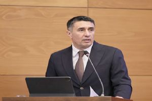 Silivri AK Parti Grup Sözcüsü Yazıcı: Vinç duruyor, demirler çürüyor, denetim nerede?