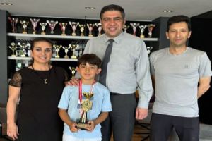 Odak Koleji Öğrencisi Aras Bal’dan Teniste İlçe İkinciliği