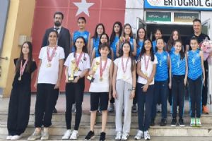 Silivri Ertuğrul Gazi Ortaokulu’nda spor başarıları ödüllendirildi