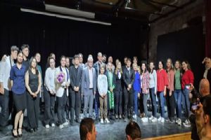 Silivri Atatürk Anadolu Lisesi’nden unutulmaz tiyatro gecesi