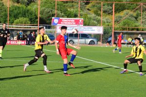 Silivrisporlu gençlerden göz dolduran galibiyet 4-0