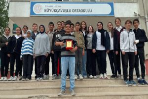 Silivri Büyükçavuşlu Ortaokulu’nda Geri Dönüşüm Şampiyonu 8/A Sınıfı