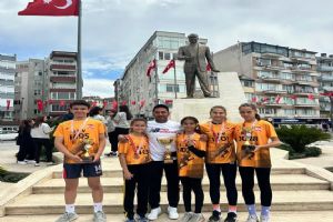 Silivri Sezin Öztaş Ortaokulu’nun 19 Mayıs kros zaferi