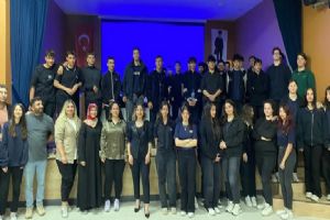 Silivri Necip Sarıbekir Lisesi’nde Bilişim Öğrencilerine Sektör Rehberliği
