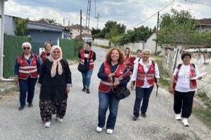 Silivri CHP Kadın Kolları imza kampanyasını Çayırdere’de sürdürdü