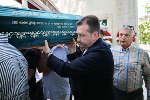 Recep Özkanlı'ya son görev