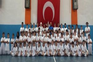 Silivri Taekwondo Kulübü’nden Yusuf Türkyılmaz’a teşekkür