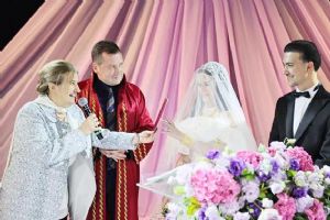 Yaprak ve Ferhat dünyaevine girdi
