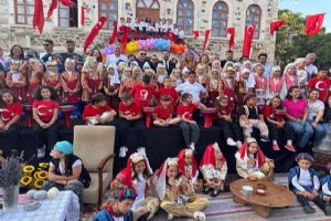 Selimpaşa İlkokulu’nda 4. Geleneksel Halk Oyunları Şenliği renkli görüntülere sahne oldu