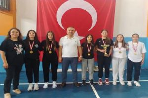 Ertuğrul Gazi Ortaokulu’nda yıl sonu turnuvaları tamamlandı