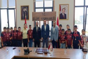 Silivri Kaymakamı Toğan’dan şampiyon takımlara tebrik