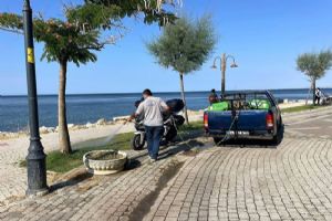 Silivri'de haşere ilaçlamaları devam ediyor