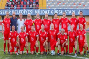 Silivri’de Müjdat Gürsu Anısına Veteran Spor Etkinliği düzenlendi