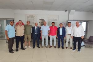 Silivrispor’dan İlçe Spor Müdürü Dağıstanlı’ya Ziyaret