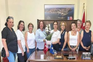 Silivri Çeltik Mahallesi’ne kadın muhtar desteği: CHP’li kadınlardan ziyaret