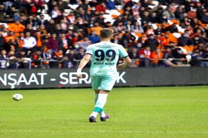 Silivrispor’dan Forvete Bomba Takviye: Onat Kutay Kurt İmzayı Attı