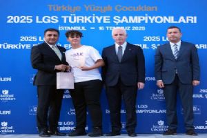 LGS başarısına vali takdiri: Arda Gür’e ödül