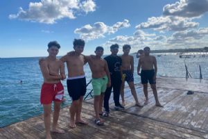 Silivri Ülkü Ocaklarından Yaz Programında Yüzme Etkinliği