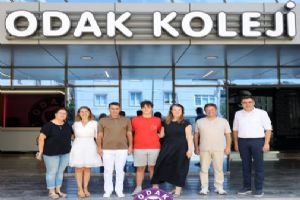 Silivri Odak Koleji, LGS Türkiye Birincisi öğrencisi Arda Gür’ü ödüllendirdi
