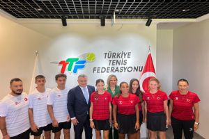 Milli Tenisçi İrem Kurt, Ankara Tenis Merkezi açılışında