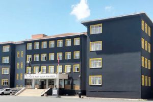 Silivri Prof. Dr. Fuat Sezgin Fen Lisesi yeni döneme hazırlanıyor